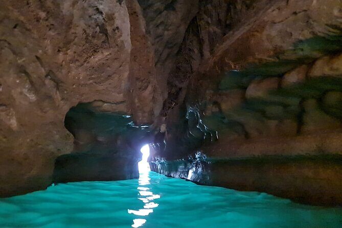 Private Tour Wadi Shab & Sinkhole Tour – Swim, Hike & Explore - What You’re Really Paying For in This $175 Private Day