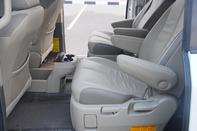 Private transfer from Muscat Airport to your Muscat Hotel - Logistics That Make It Feel Low-Stress: Mobile Ticket, Pickup, and Privacy