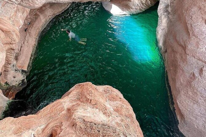 Private Trip in Wadi Shab - Private transport from Qurum Natural Park: comfort first, stress last