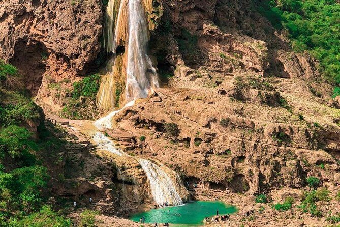 Salalah East Tour (Full Day Tour) - A 9-hour East Salalah route that keeps the day moving