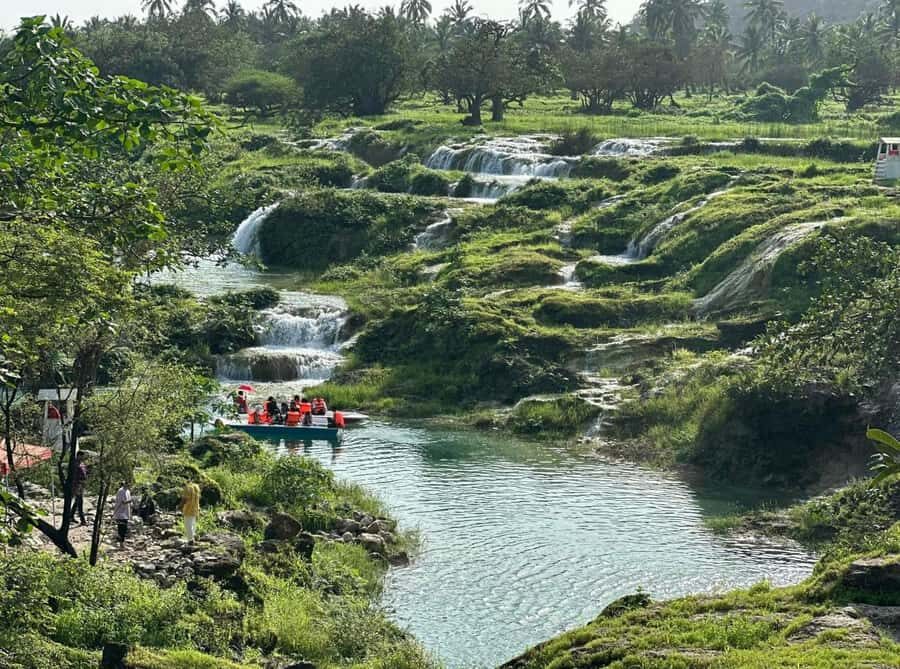 Salalah: Wadi Derbat, Jabal Samhan, & Sinkhole Private Tour - Key Highlights You’ll Feel Immediately