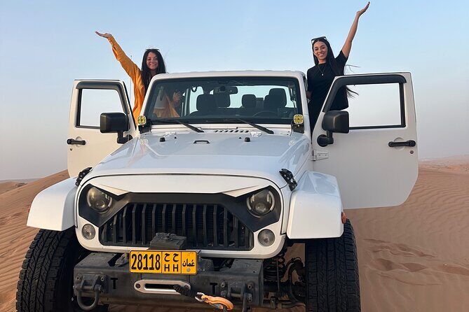 Sunset in Wahiba Sands 4x4 Adventure - Tips to make your desert day easier