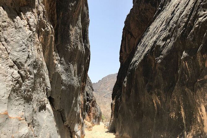 Tour Shahad 4 Days-3 Nights, Oman Tours Package - Day 3: Wadi Bani Khalid Swim Pools to Sur and Ras Al Jinz Turtles