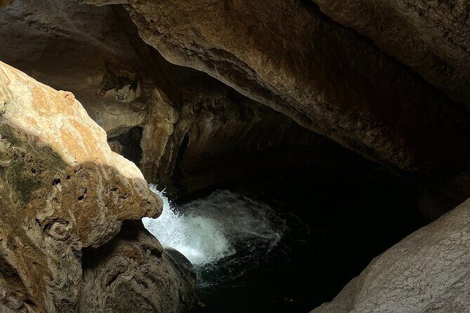 Visit wadishab full day from Musact - Pool-to-pool swim time: how to make it comfortable