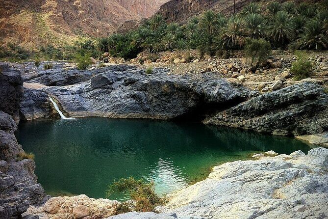 Wadi Al Arbeieen Sinkhole & Fins Beach Swim & Hike - Muscat to Wadi Al Arbeieen: the 4WD road-trip rhythm