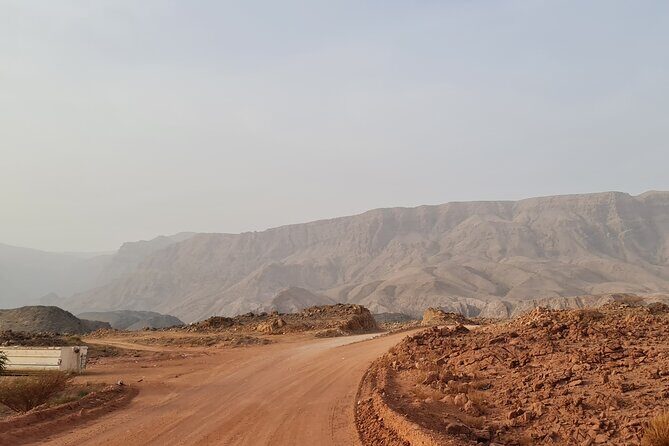 Wadi Al Arbeieen Sinkhole & Fins Beach Swim & Hike - Price and what you actually get for about $175