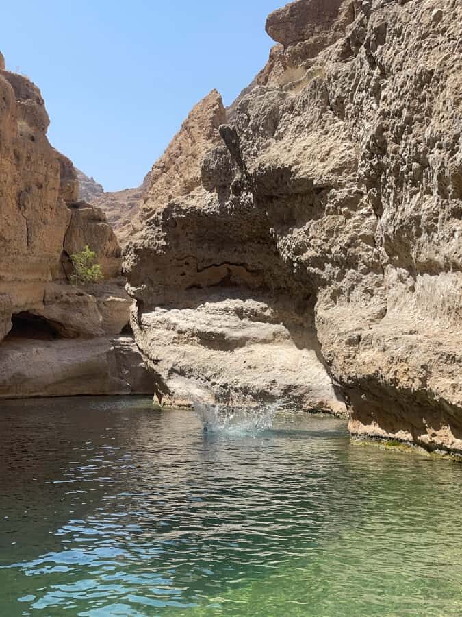 Wadi Shab Parking Meet the Local Guide for Self drivers - What to pack for Wadi Shab (so your day stays fun)