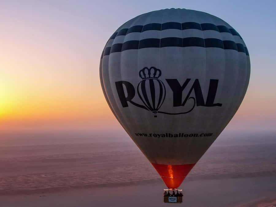 Wahiba Sands: Hot Air Balloon Experience - The Crew Show: Watching the Balloon Inflate Before Takeoff