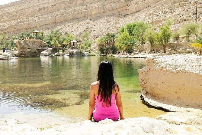 Wahiba Sands&Wadi Bani Khalid desert Safari(Muscat tours) - Stop 1: Wahiba Sands Dune Driving and Photo Time